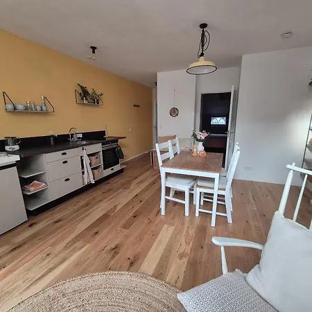 Bed & Breakfast Zon In Mij Rijsbergen